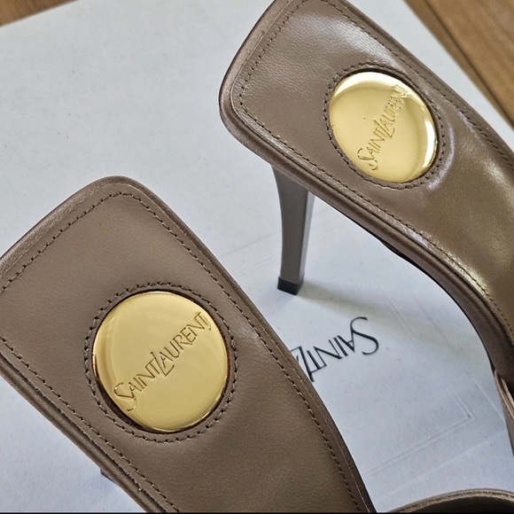 YSL Women's Beige Slip On Heels with Gold Accents size 35 - Picture 4 of 7